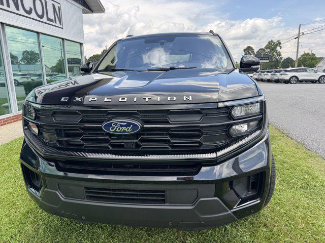 new 2025 Ford Expedition car, priced at $66,905