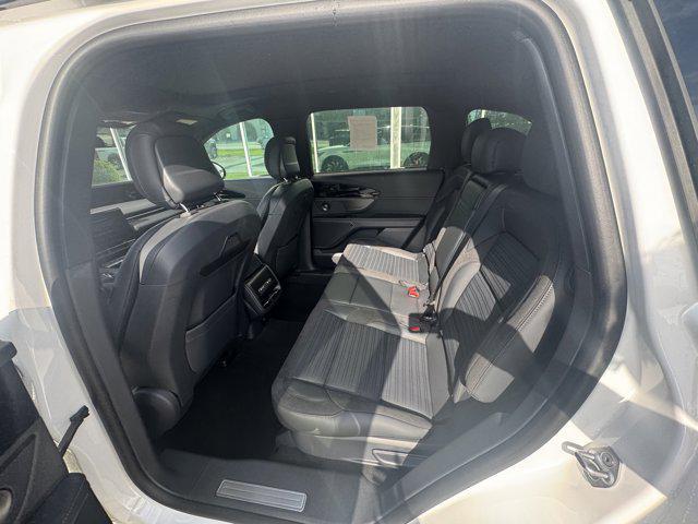 new 2025 Lincoln Nautilus car, priced at $60,955