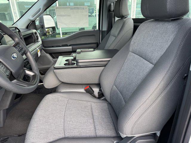 new 2025 Ford F-350 car, priced at $52,345