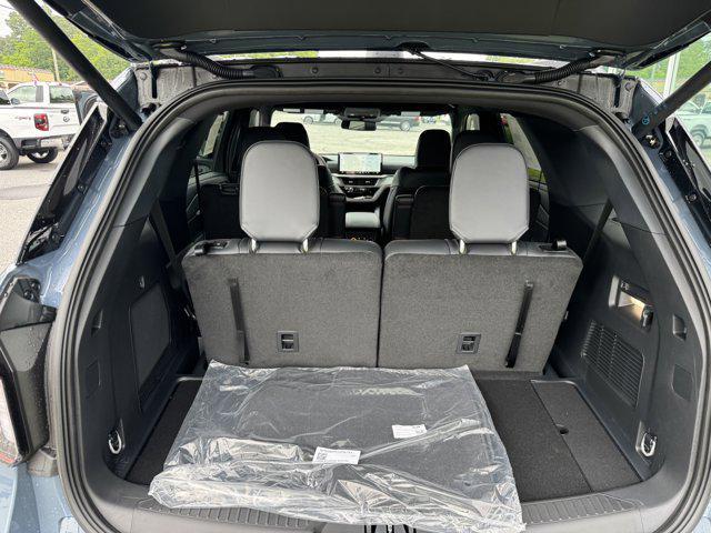 new 2025 Ford Explorer car, priced at $45,095