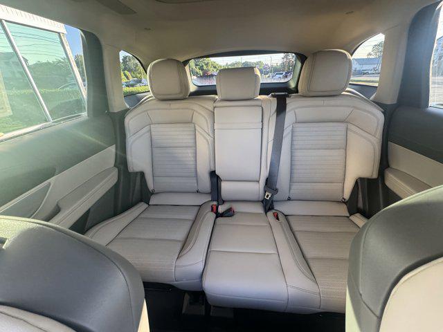 new 2025 Lincoln Nautilus car, priced at $65,230