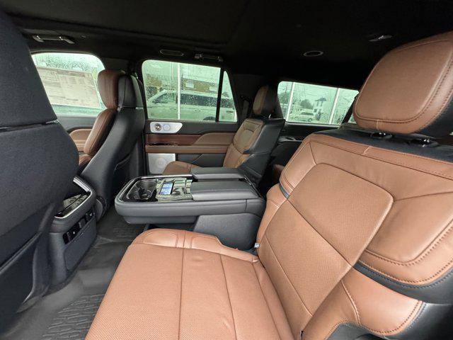 new 2024 Lincoln Navigator L car, priced at $104,170