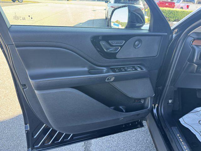 used 2020 Lincoln Aviator car, priced at $29,995