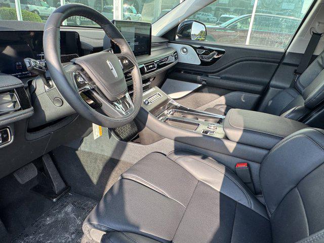 new 2025 Lincoln Aviator car, priced at $73,215