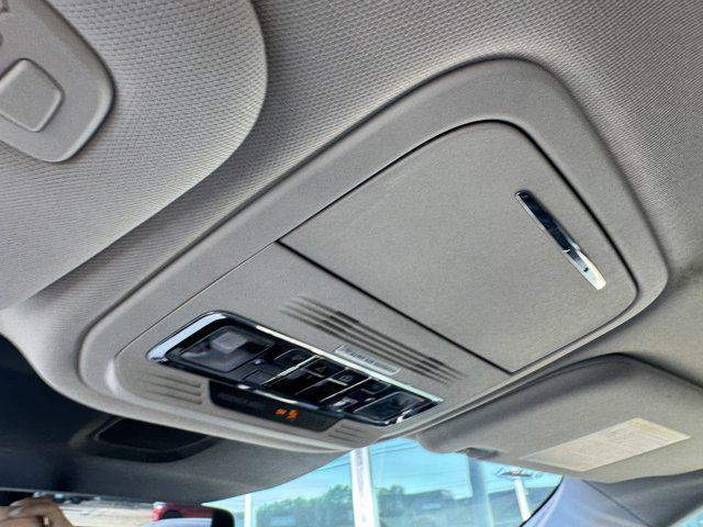 new 2025 Lincoln Aviator car, priced at $73,215