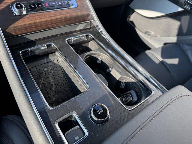 new 2025 Lincoln Aviator car, priced at $73,215