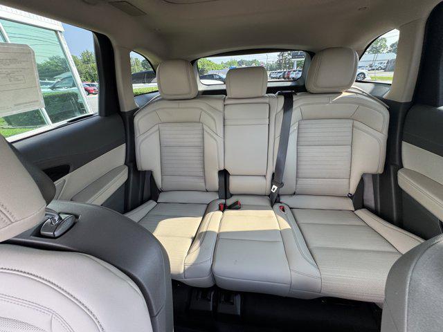 new 2025 Lincoln Nautilus car, priced at $66,910