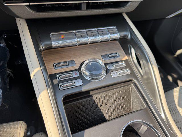 new 2025 Lincoln Nautilus car, priced at $66,910