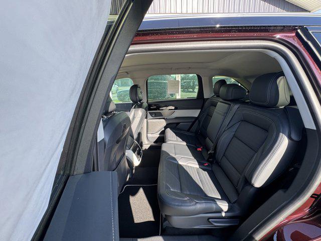 new 2025 Lincoln Nautilus car, priced at $60,100