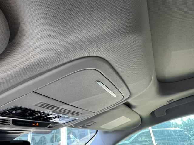 new 2025 Lincoln Nautilus car, priced at $60,100