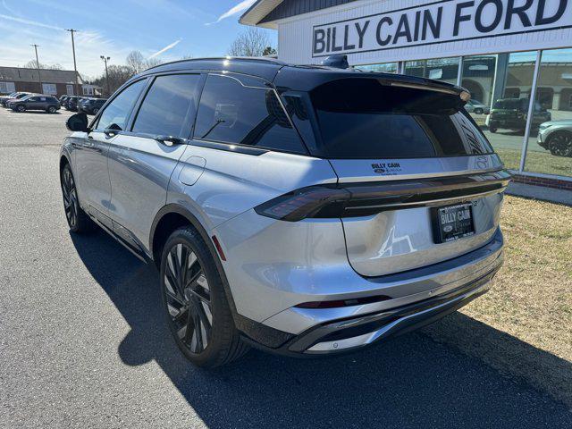 new 2025 Lincoln Nautilus car, priced at $62,664