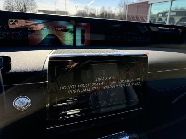 new 2025 Lincoln Nautilus car, priced at $62,664