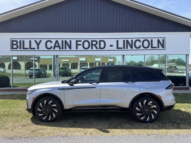 new 2025 Lincoln Nautilus car, priced at $60,599