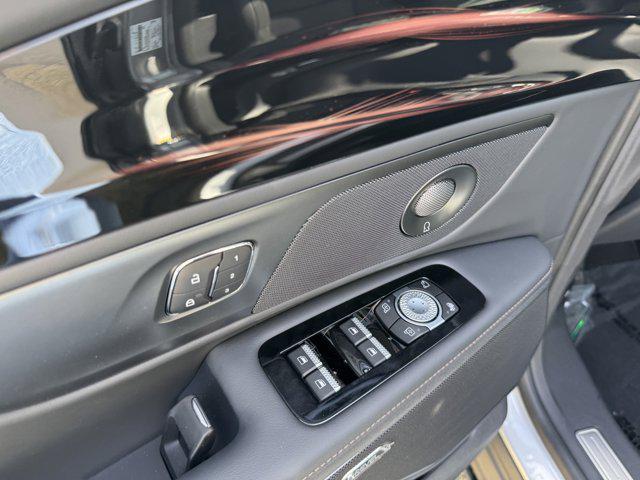 new 2025 Lincoln Nautilus car, priced at $60,599