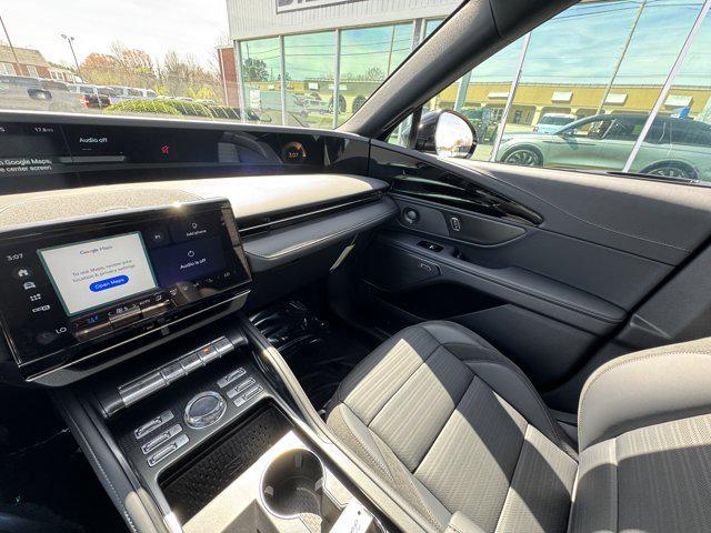 new 2025 Lincoln Nautilus car, priced at $60,599