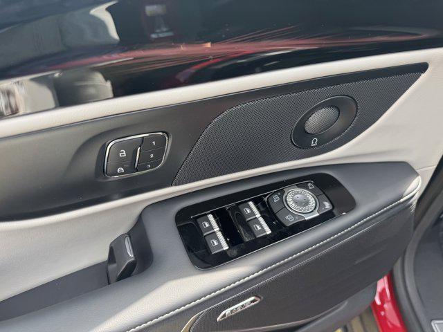 new 2025 Lincoln Nautilus car, priced at $62,275