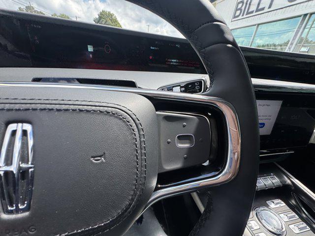 new 2025 Lincoln Nautilus car, priced at $62,275