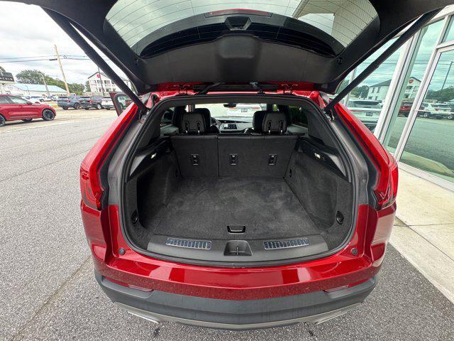 used 2022 Cadillac XT4 car, priced at $27,995