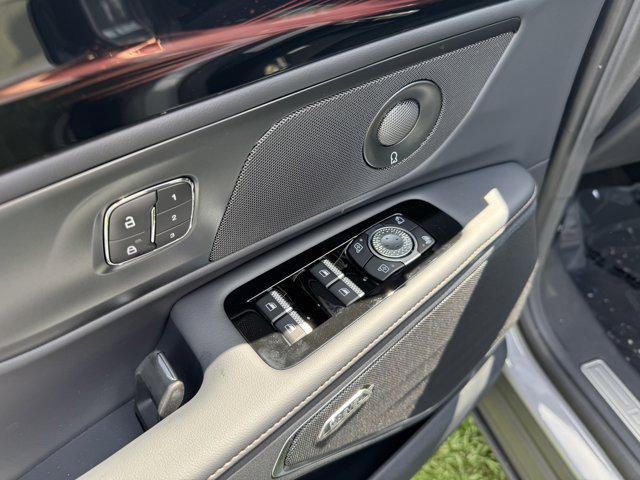 new 2025 Lincoln Nautilus car, priced at $61,850