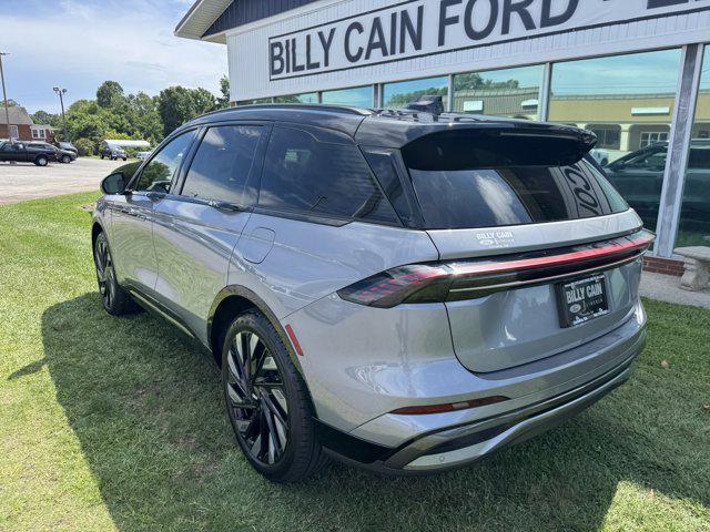 new 2025 Lincoln Nautilus car, priced at $61,850