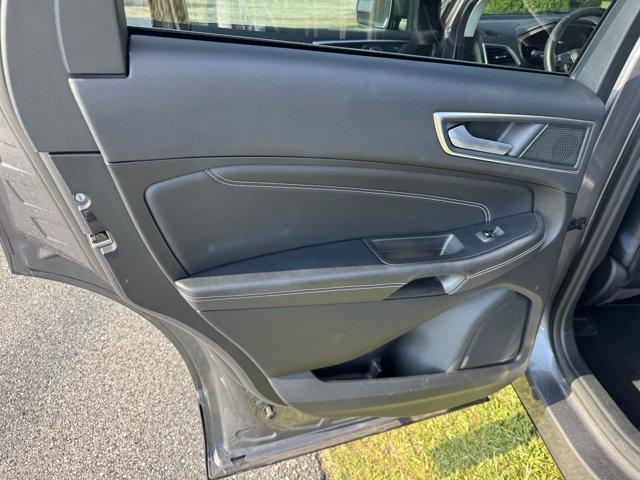 used 2024 Ford Edge car, priced at $30,995