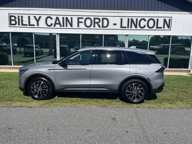 new 2025 Lincoln Nautilus car, priced at $55,020