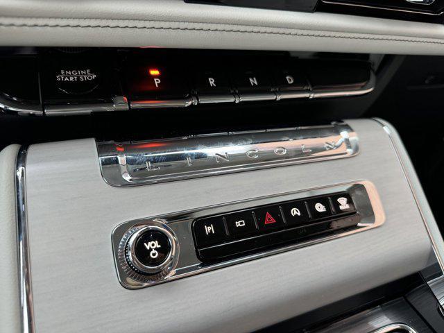 new 2025 Lincoln Aviator car, priced at $64,085