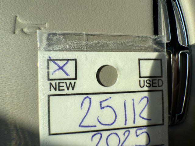 new 2025 Lincoln Nautilus car, priced at $55,665