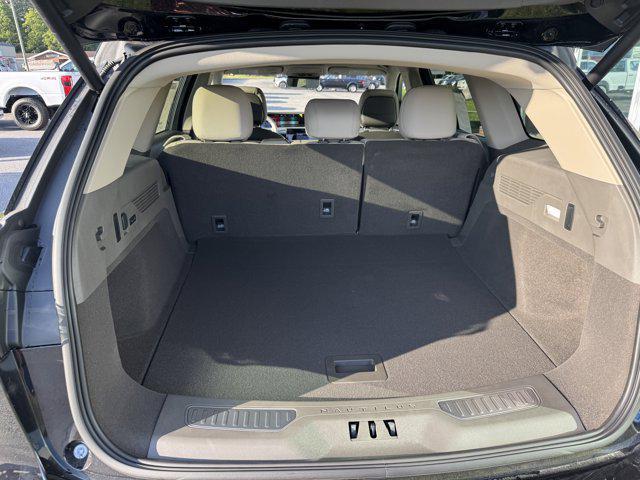 new 2025 Lincoln Nautilus car, priced at $55,665