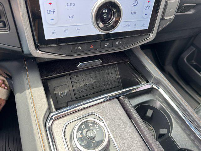 used 2024 Ford Expedition car, priced at $69,995