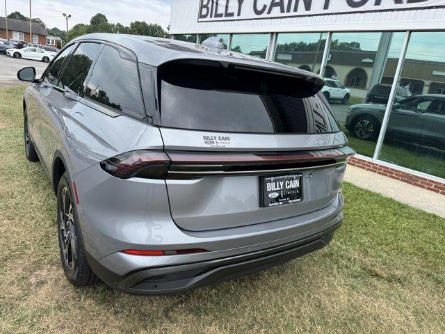 new 2025 Lincoln Nautilus car