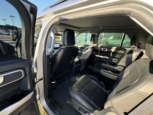 used 2021 Ford Explorer car, priced at $29,995