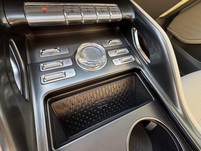 new 2025 Lincoln Nautilus car, priced at $58,070