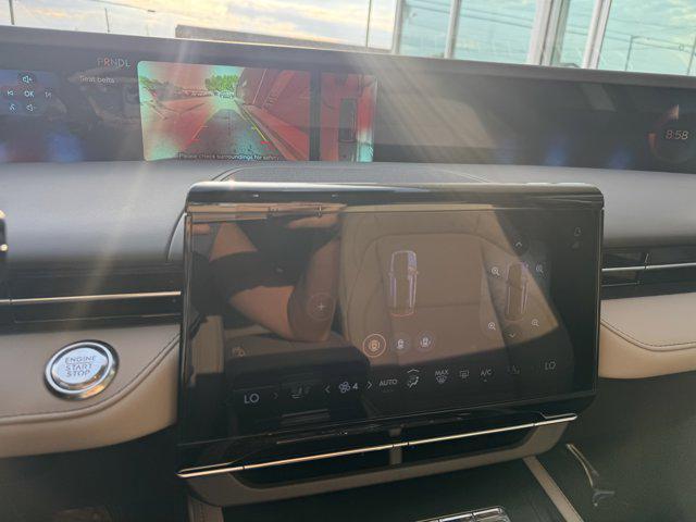 new 2025 Lincoln Nautilus car, priced at $58,070