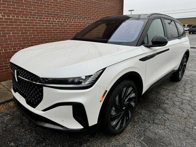 new 2025 Lincoln Nautilus car, priced at $63,294