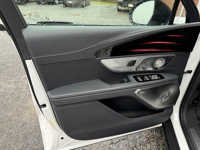 new 2025 Lincoln Nautilus car, priced at $63,294