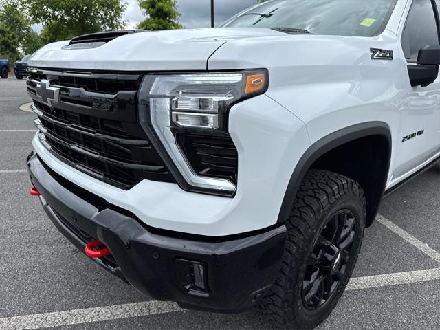 used 2025 Chevrolet Silverado 2500 car, priced at $74,999