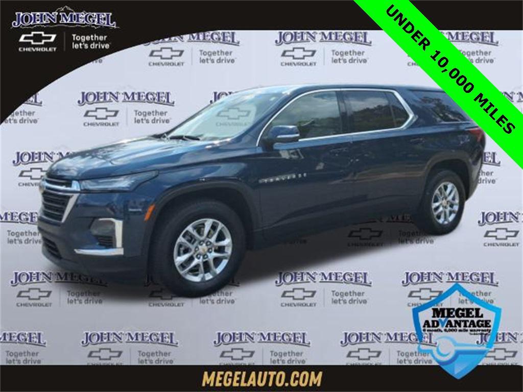 used 2023 Chevrolet Traverse car, priced at $30,690