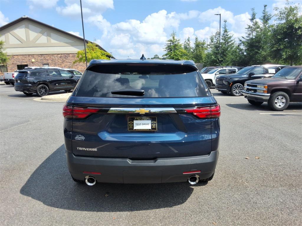 used 2023 Chevrolet Traverse car, priced at $32,566