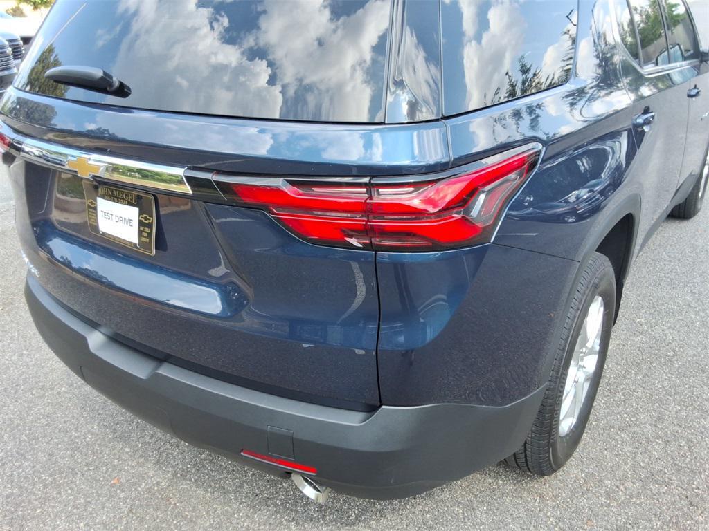 used 2023 Chevrolet Traverse car, priced at $32,566