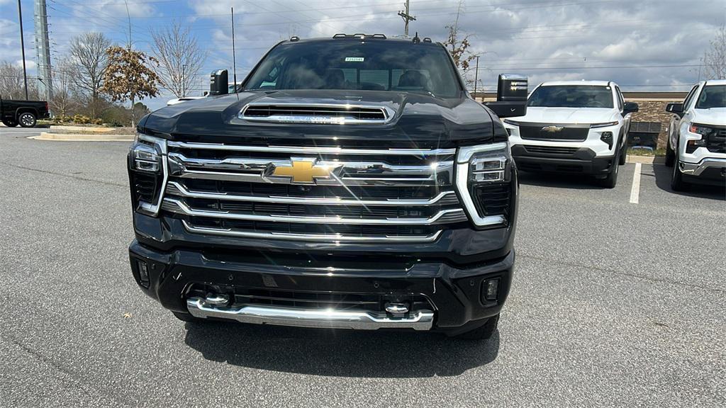 new 2025 Chevrolet Silverado 2500 car, priced at $81,056