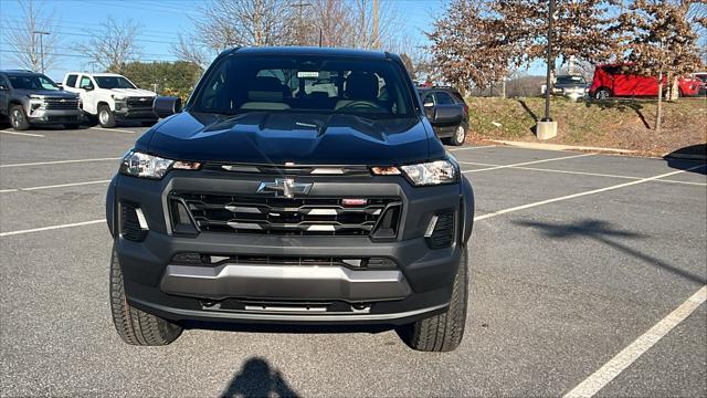 new 2025 Chevrolet Colorado car, priced at $42,870