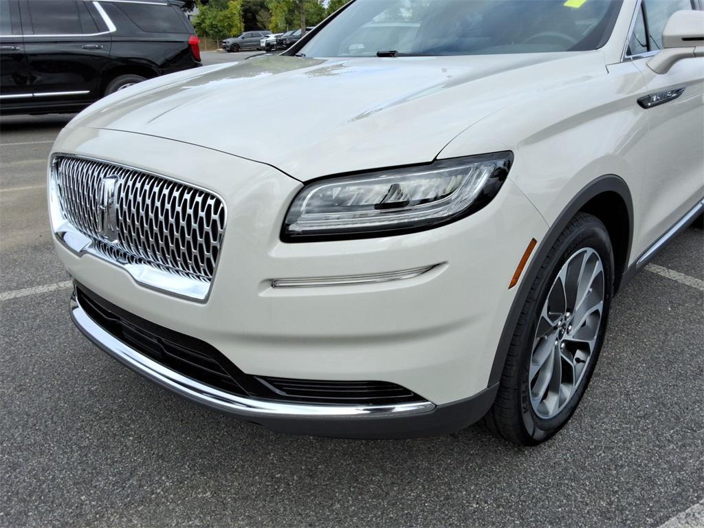 used 2022 Lincoln Nautilus car, priced at $35,596