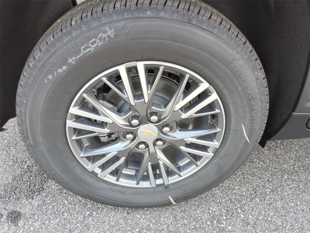 new 2026 Chevrolet Traverse car, priced at $43,021