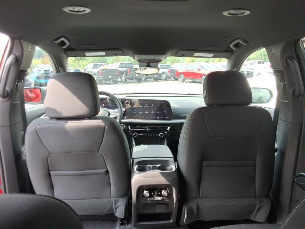 new 2026 Chevrolet Traverse car, priced at $43,021