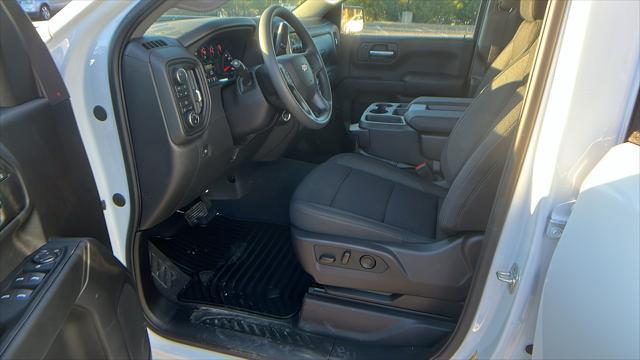 new 2025 Chevrolet Silverado 1500 car, priced at $41,798