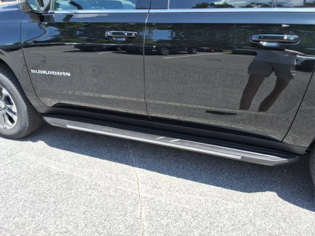 new 2025 Chevrolet Suburban car, priced at $73,760