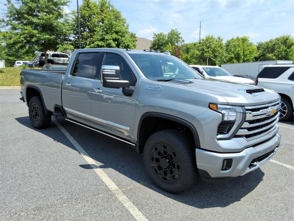new 2025 Chevrolet Silverado 3500 car, priced at $87,206