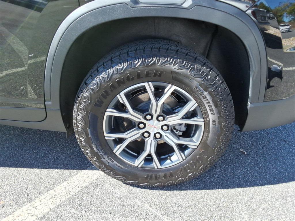 used 2025 GMC Acadia car, priced at $47,758