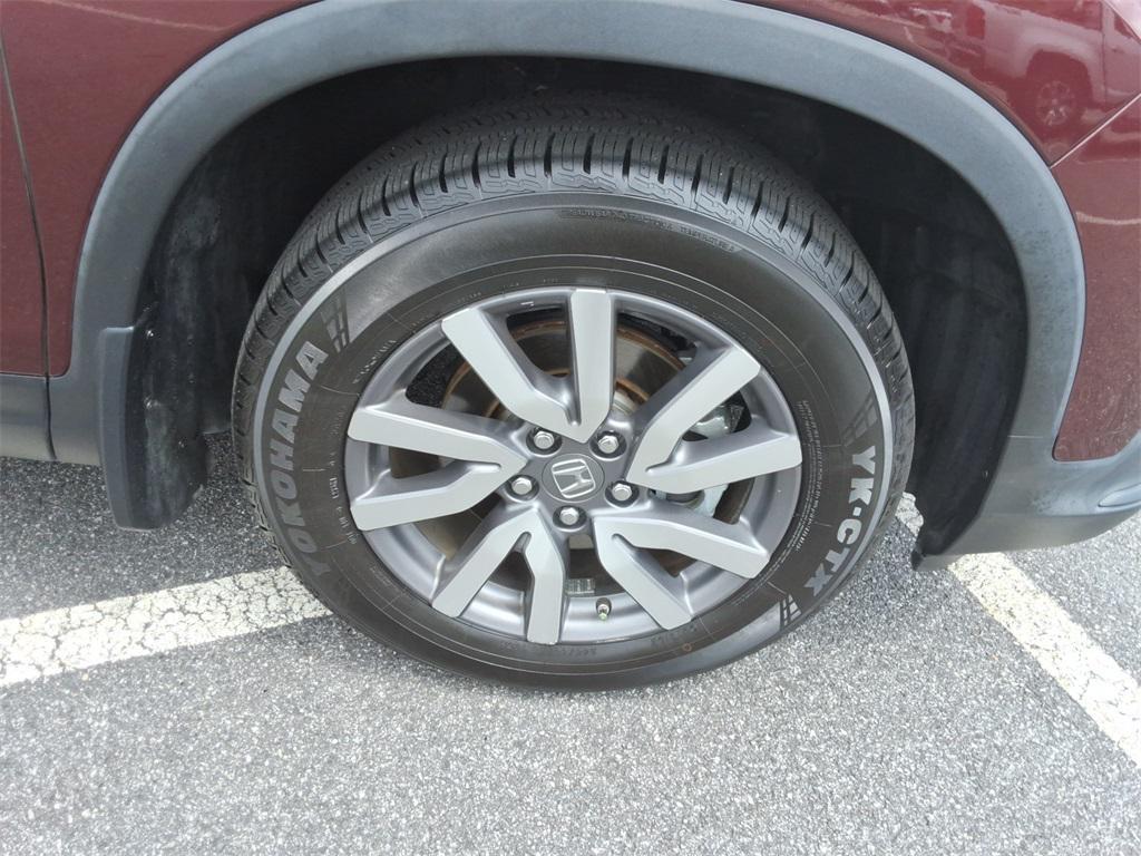 used 2021 Honda Pilot car, priced at $25,899